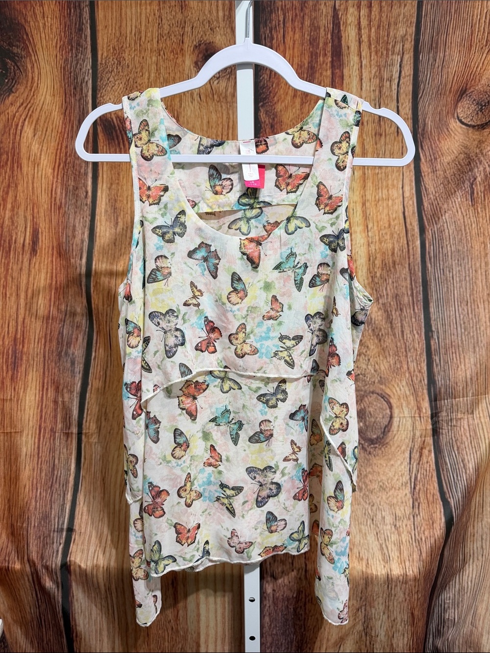 No Boundaries Butterfly Asymmetrical Top Size L
